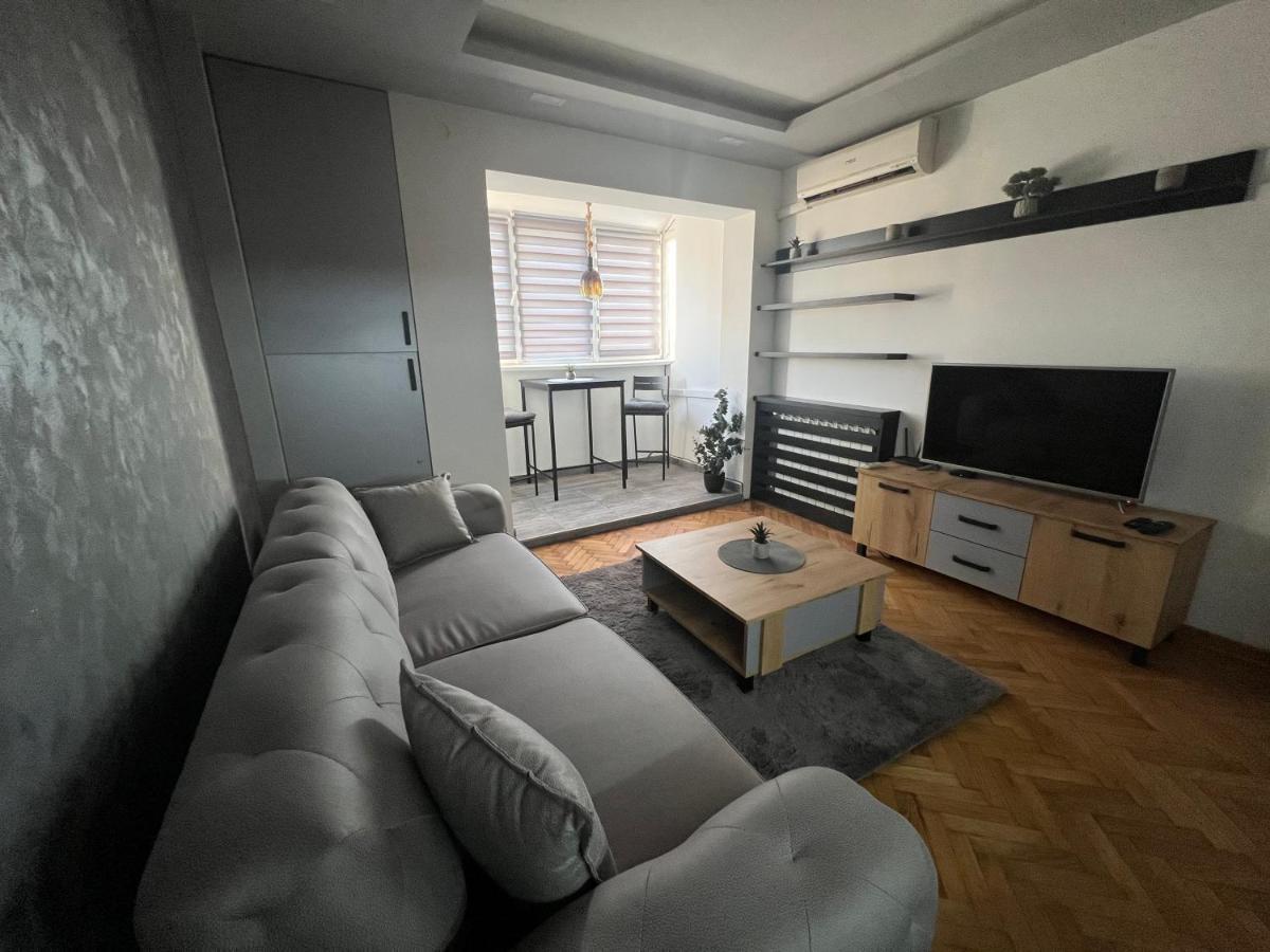 Central Sky View Apartment เบลเกรด ภายนอก รูปภาพ